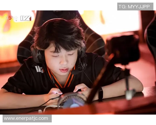 城市赛中FPX心理素质表现分析与点评探讨实时新闻